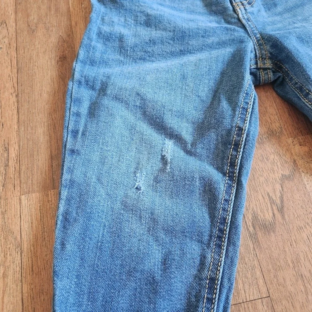 OshKosh Bgosh Toddler Distressed Jeans Medium Wash Blue 24M Stretch Pants 590